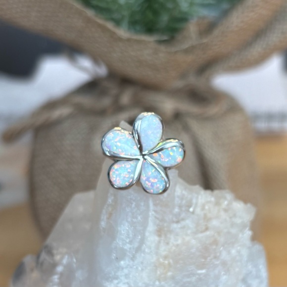 Stunning Opal Inlay Flower Ring solid Sterling Silver 925 Artisan Made sz 6 7/8 - Picture 3 of 12
